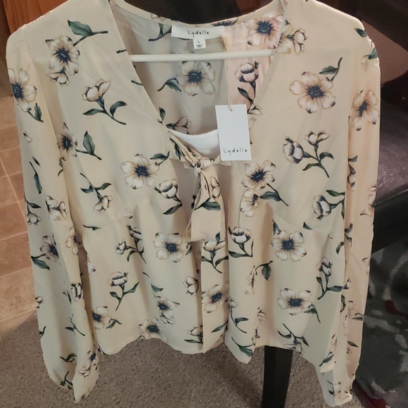 NWT BOUTIQUE TOP - Picture 3 of 11